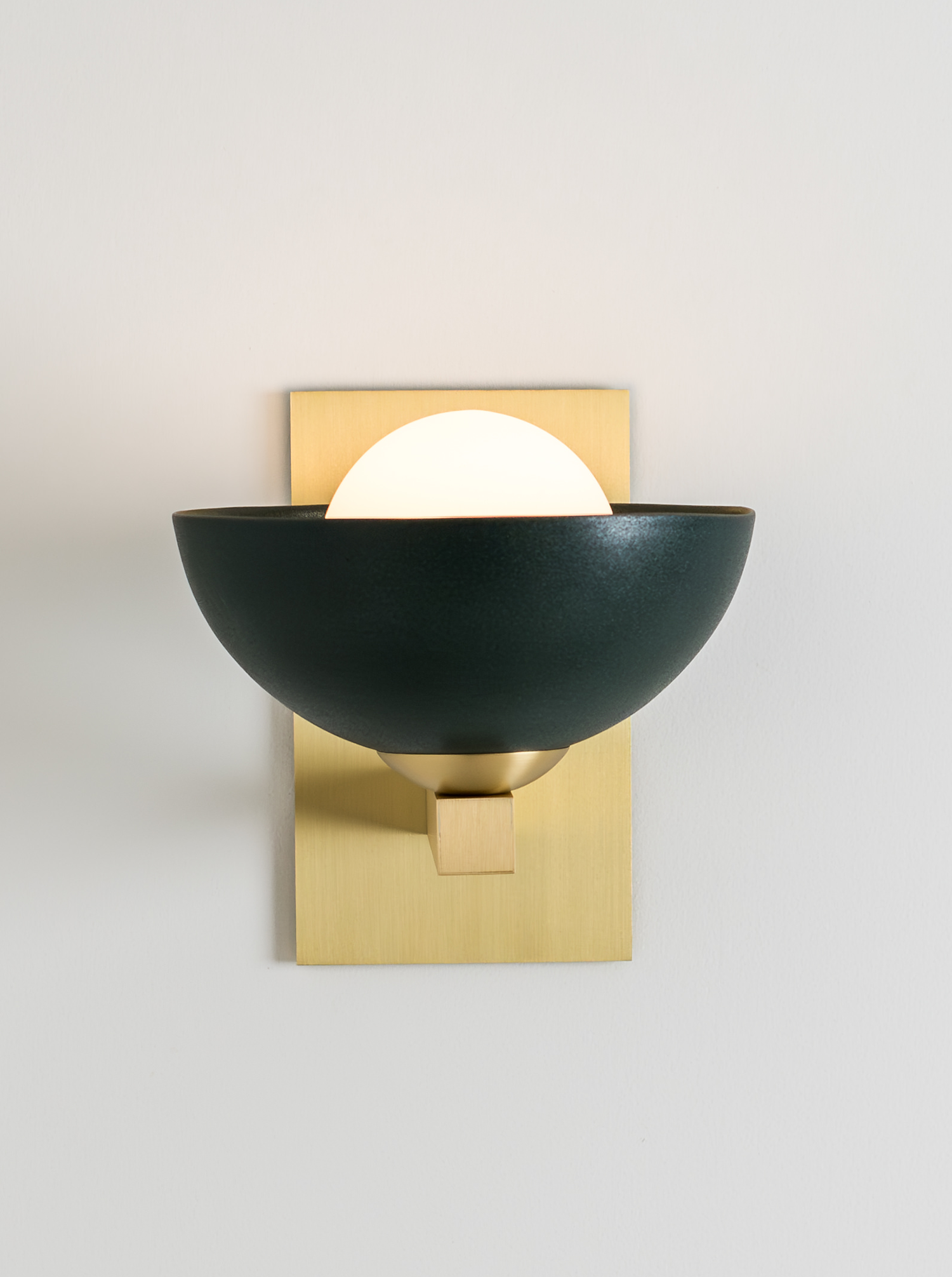 Roseland Sconce 7.5″ Hemisphere