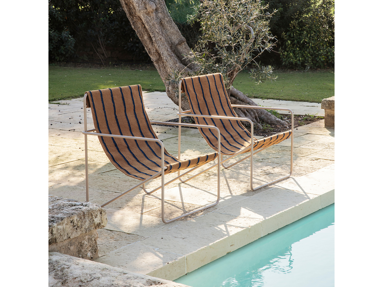 Desert Lounge Chair - Cashmere Frame